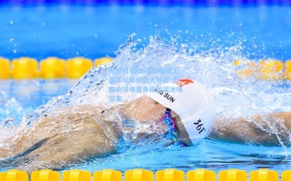 爱游戏在线-马德里冰上嘉年华即将盛大开启 大都会球场变身巨型溜冰场迎客