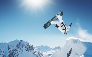 爱游戏网页版|文班亚马公开支持索汉，期待队友获得更多出场时间