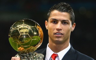 爱游戏官网_西甲焦点战，皇家贝蒂斯主场迎战赫塔费，专家预测比分，防守与体能成决胜关键