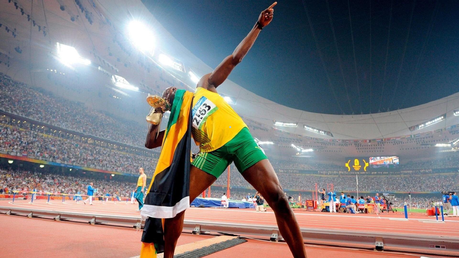 爱游戏|杰伦威精妙助攻霍姆格伦空切暴扣，雷霆主场激战告捷-第3张图片-爱游戏-稳定流畅的综合娱乐服务平台